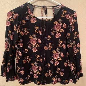 Size S Floral Top